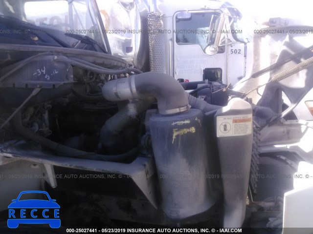 1999 FREIGHTLINER FL70 1FV6HJBA5XH990464 image 9
