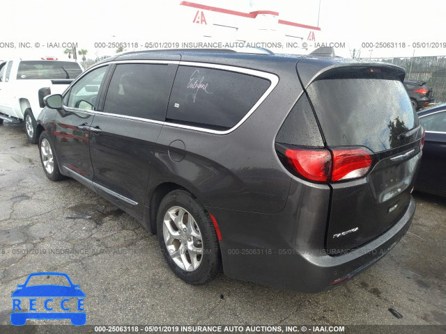 2019 CHRYSLER PACIFICA LIMITED 2C4RC1GG0KR552081 image 2