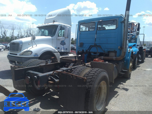 2002 FREIGHTLINER MEDIUM CONVENTIONAL FL80 1FUBBXAK12DJ69587 image 3