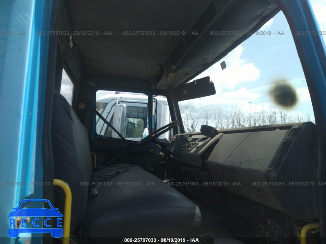 2002 FREIGHTLINER MEDIUM CONVENTIONAL FL80 1FUBBXAK12DJ69587 image 4
