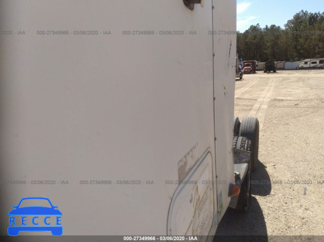 2004 FREIGHTLINER ST120 ST120 1FUJBBCGX4LM05430 image 5