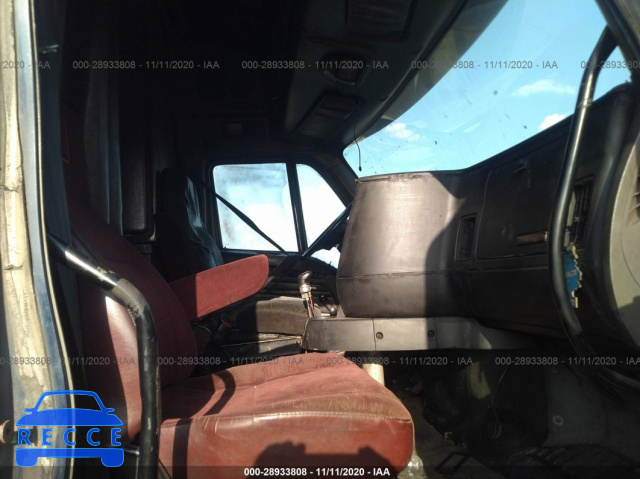 2001 KENWORTH CONSTRUCTIONON T2000 1XKTD69X71J864564 image 4