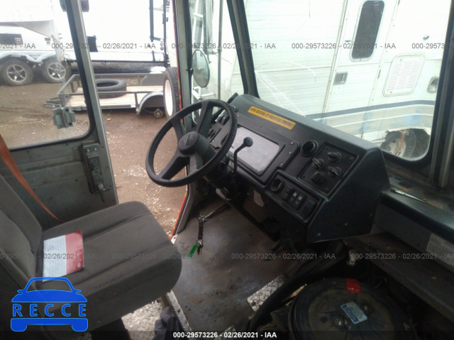 2002 WORKHORSE CUSTOM CHASSIS FORWARD CONTROL CHASSIS P4500 5B4KP42Y023343834 зображення 4