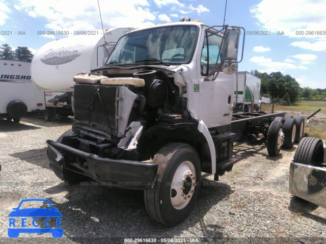 2004 STERLING TRUCK LT 7500 2FZMATAK64AM35070 image 1