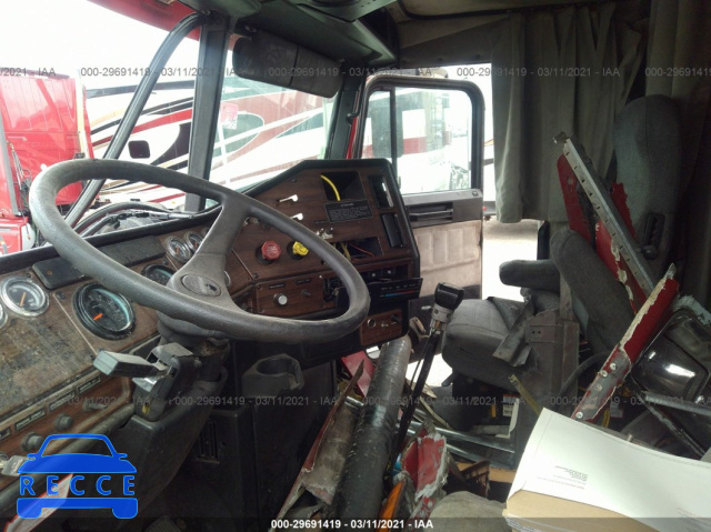 1996 FREIGHTLINER FLD FLD120 1FUYDSEB3TP864588 image 4