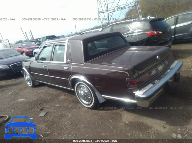 1983 CHRYSLER NEW YORKER FIFTH AVENUE 2C3BF66P4DR101623 image 2