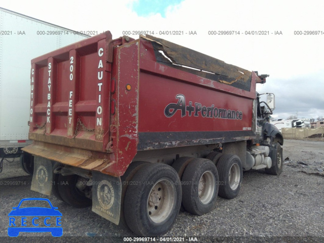 2005 MACK 700 CV700 1M2AG11C75M019848 Bild 3