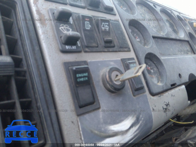 1999 FREIGHTLINER MEDIUM CONVENTIONAL FL112 1FUYTMDB8XHB02232 image 10