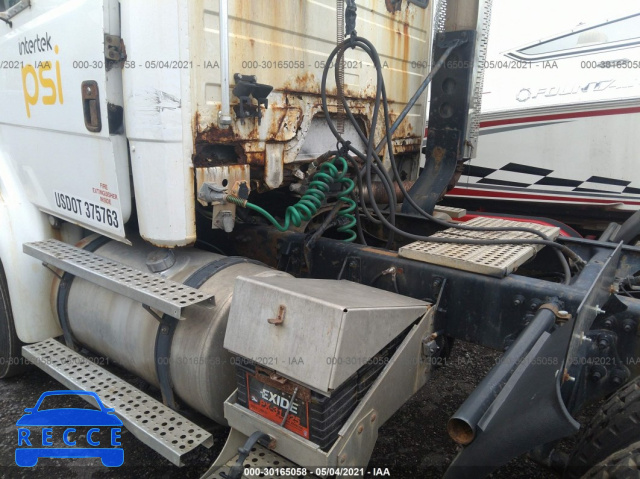 1999 FREIGHTLINER MEDIUM CONVENTIONAL FL112 1FUYTMDB8XHB02232 image 12