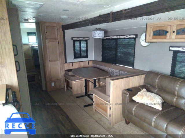 2018 COACHMEN FREEDOM  5ZT2FEUB3JS030646 Bild 5