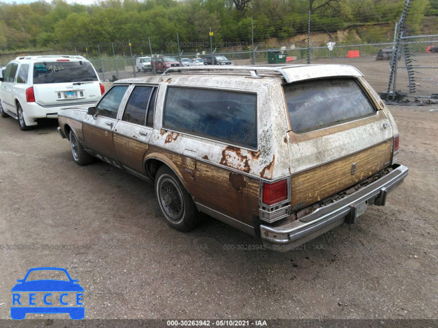 1985 OLDSMOBILE CUSTOM CRUISER  1G3BP35Y7F9097593 Bild 2