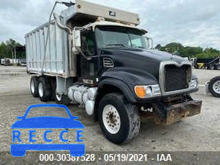 2006 MACK 700 CV700 1M2AG10C66M024820 image 0