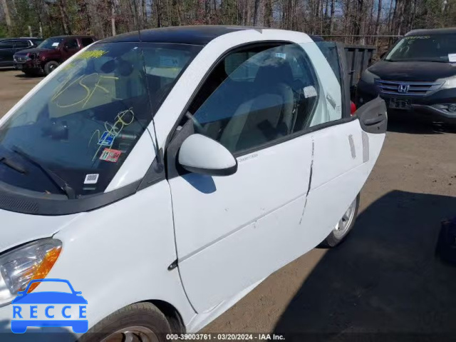2016 SMART FORTWO ELECTRIC DRIVE PASSION WMEEJ9AA4GK845688 image 5