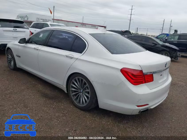 2011 BMW 740LI WBAKB4C55BC575033 Bild 2