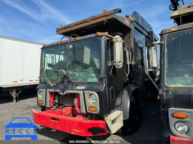 2009 MACK MRU613 MRU600 1M2AV02C99M003672 Bild 1