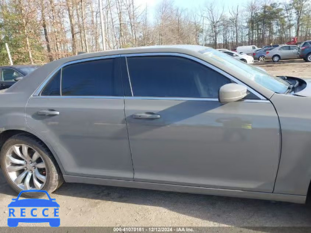 2018 CHRYSLER 300 TOURING L 2C3CCAAG6JH304263 image 11