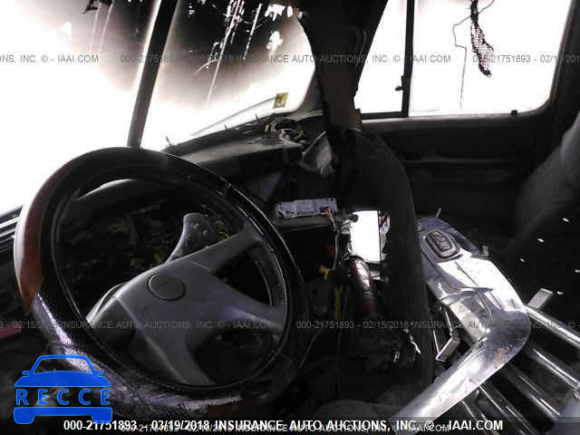 2003 FREIGHTLINER ST120 ST120 1FUJBBCG63LK42743 image 4