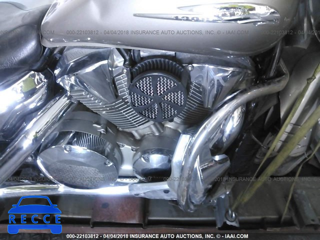 2004 HONDA VT1300 S 1HFSC520X4A107248 image 7