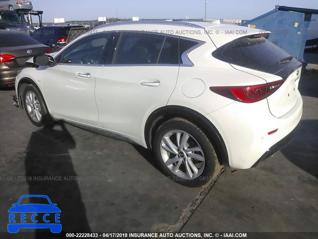 2018 INFINITI QX30 LUXURY/PREMIUM/SPORT SJKCH5CP1JA049499 image 2