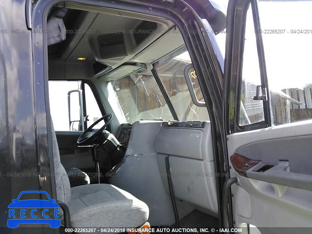 2010 FREIGHTLINER ST120 1FUJBBDR4ALAP2429 image 4