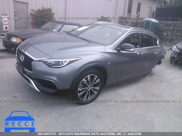 2018 INFINITI QX30 LUXURY/PREMIUM/SPORT SJKCH5CR2JA057869 image 1