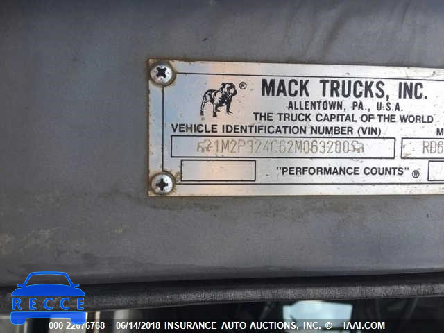 2002 MACK RD688S RD600 1M2P324C62M063200 Bild 9