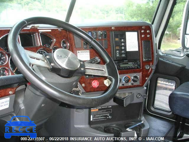 2011 MACK CXU613 CXU600 1M1AW09Y5BM015763 image 4