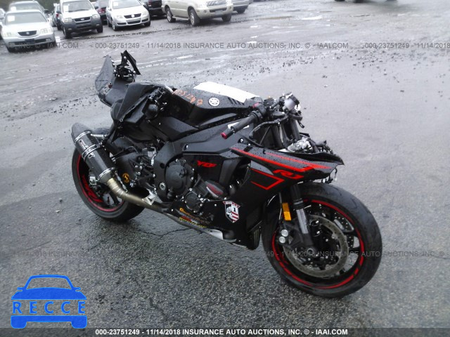 2017 YAMAHA YZFR1 JYARN39E4HA003204 image 0