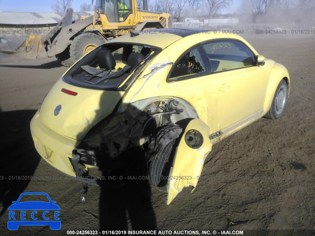 2012 VOLKSWAGEN BEETLE 3VWJP7AT4CM637649 зображення 2