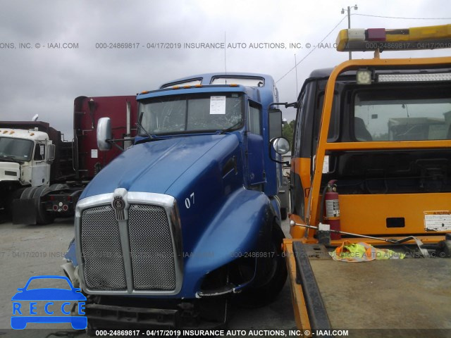 2011 KENWORTH T660 T660 1XKAD49XXBJ277000 image 1