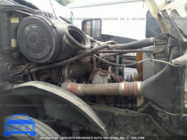 2004 FREIGHTLINER COLUMBIA 1FUJA6CKX4LM12618 image 9