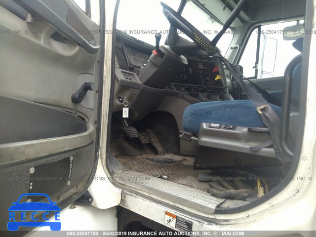 2004 FREIGHTLINER COLUMBIA 1FUJA6CKX4LM12618 image 4