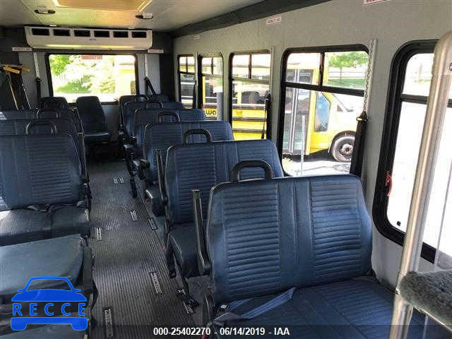 2002 FORD BUS 1FCNF53SX10A20532 image 4
