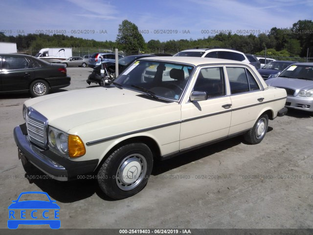 1981 MERCEDES-BENZ 240 D WDBAB23A4BB234145 зображення 1