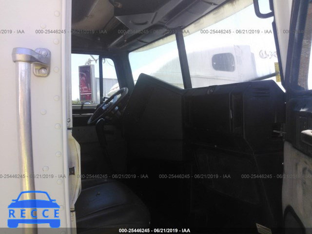 2001 FREIGHTLINER CONVENTIONAL FLD120 1FUJAHBD81LJ26115 image 3