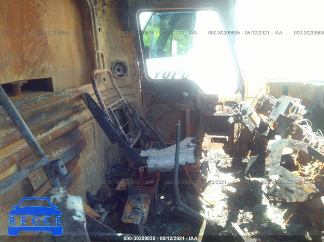 2006 MACK 700 CV700 1M2AG11C76M034660 image 4