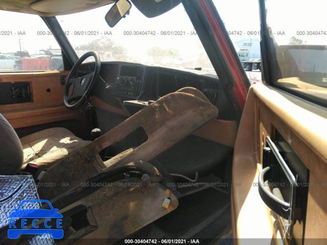 1984 SAAB 900 S YS3AH35J3E2005083 image 4