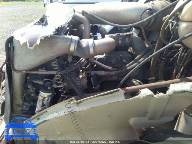 2005 MACK 700 CV700 1M2AG11C95M034514 image 9