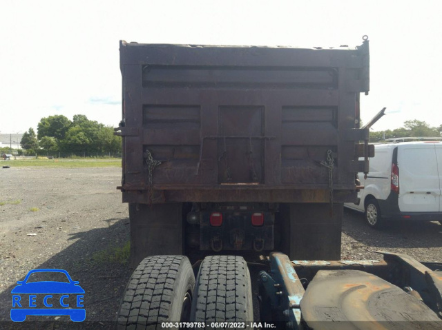 2005 MACK 700 CV700 1M2AG11C95M034514 image 7