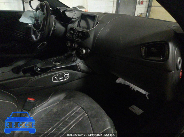 2020 ASTON MARTIN VANTAGE SCFSMGAW9LGN04181 image 4