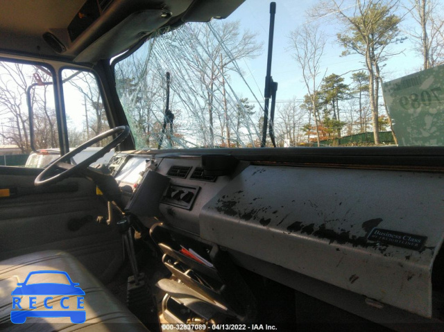2001 FREIGHTLINER MEDIUM CONVENTIONAL FL70 1FVABUAK11HH95561 image 4