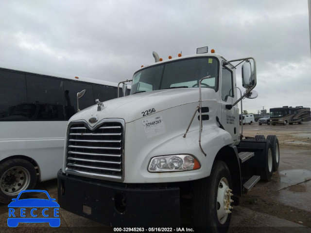 2007 MACK 600 CXN600 1M1AK05Y87N013072 Bild 1