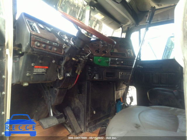 1999 FREIGHTLINER FLD FLD120 1FUYDSEB8XL812738 зображення 4