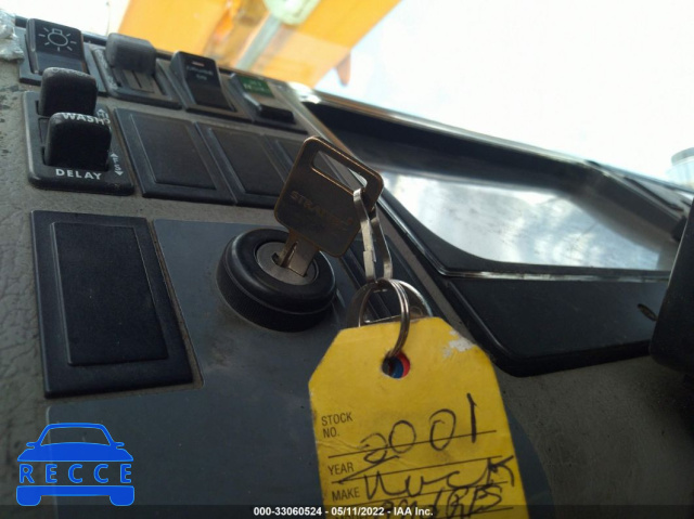 2002 FREIGHTLINER MEDIUM CONVENTIONAL FL80 1FVABXAK92HJ78389 image 10