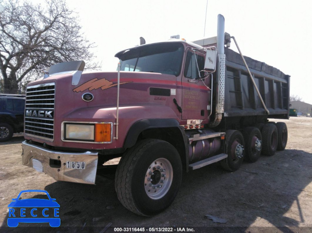 2000 MACK 700 CL700 1M2AD62C5YW010126 image 1