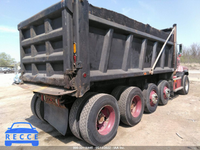 2000 MACK 700 CL700 1M2AD62C5YW010126 image 3