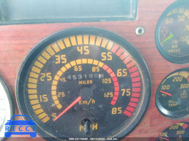 2000 MACK 700 CL700 1M2AD62C5YW010126 image 5