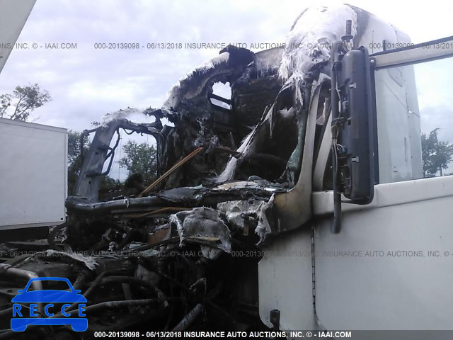 2005 FREIGHTLINER ST120 ST120 1FUJBBCK55LU80963 image 5