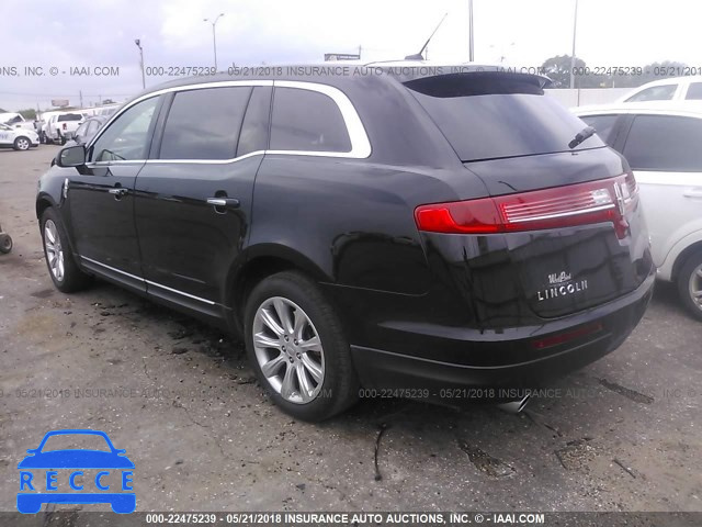 2016 LINCOLN MKT 2LMHJ5FK8GBL01792 image 2