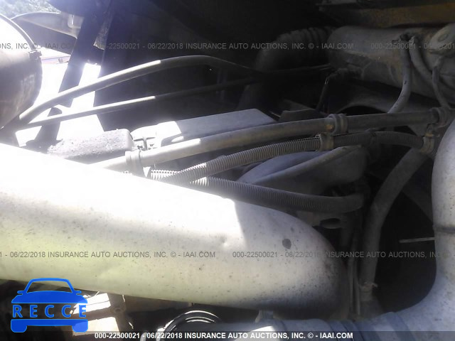2001 FREIGHTLINER CONVENTIONAL FLD120 1FUJAHBD81LJ26115 image 8